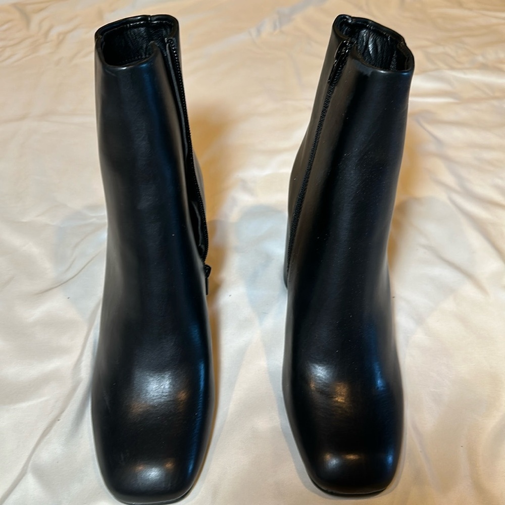 Madden Girl Black Pari Boots